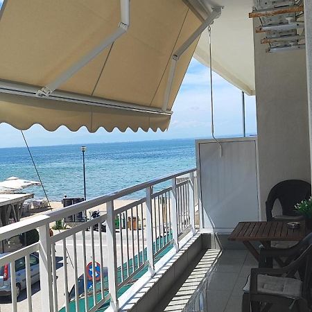 Umbrella Apartment Peraía エクステリア 写真